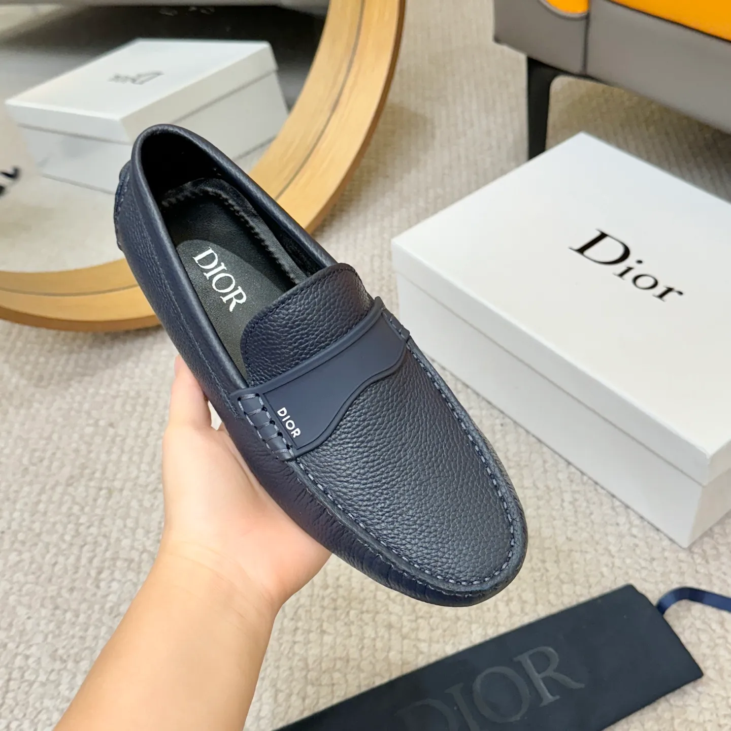 Men's clothing and shoes 💰420! (Yangli) Quality DIOR [Dior’s latest arrival] real auction hot-selling Doudou shoes 🔍DIOR) new Doudou shoes 👍Belgian designer Martin Margiela serves as Gucci shoe designer y full of charm, luxury style gentleman upper: imported cowhide, lining with spring sweat-absorbent first-layer sheepskin. Outsole Brand outsole, the last stitching on the bottom will never come off; equipped with classic Gucci exquisite hardware C D buckle💋The whole pair of shoes is fashionable and casual without losing high-end style; standard 38-46